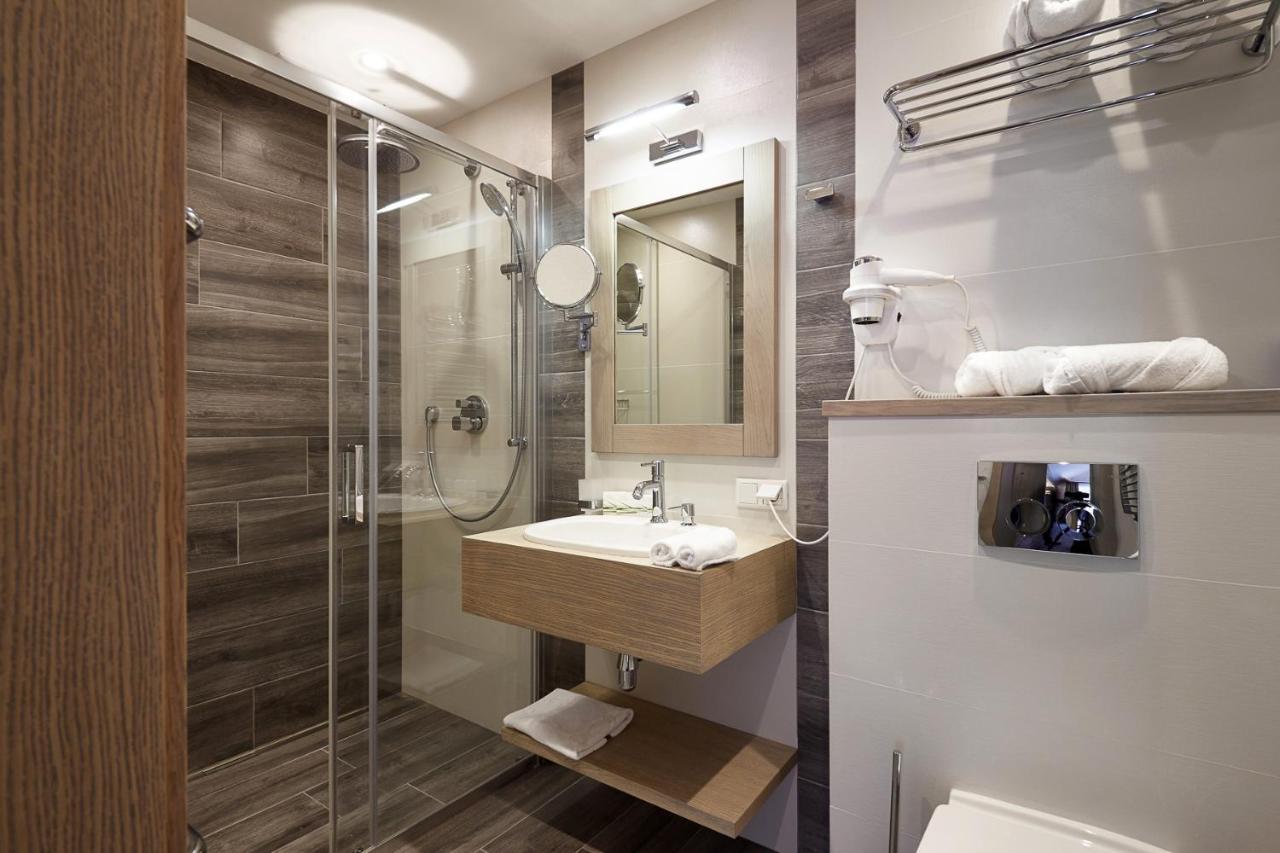 Amstelski Hotel Bukovel Szoba fotó